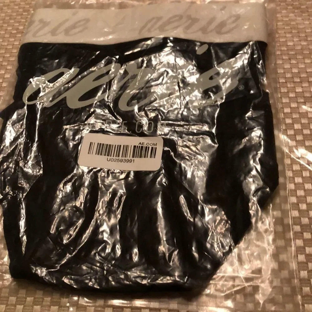 AERIE ELASTIC TRIM BIKINI BOTTOM. Black with white rim NWT medium - Picture 2 of 3